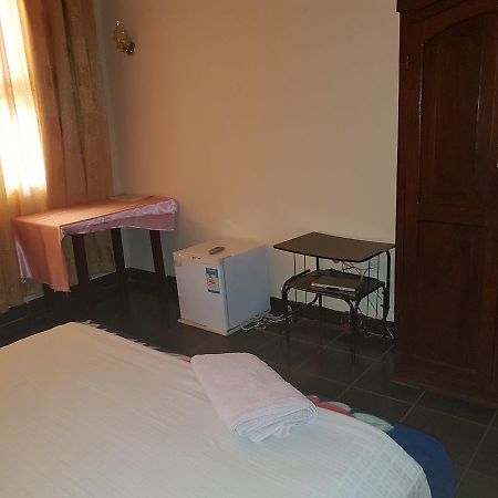 Centre D' Accueil Joli Reve Hotel Kisangani Buitenkant foto